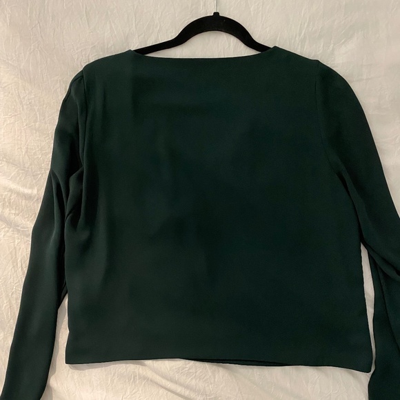 Aritzia blouse - Picture 3 of 3